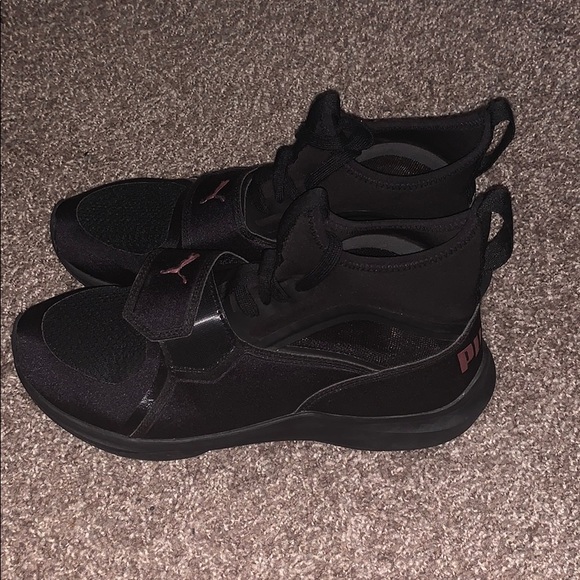 Puma - Picture 2 of 3